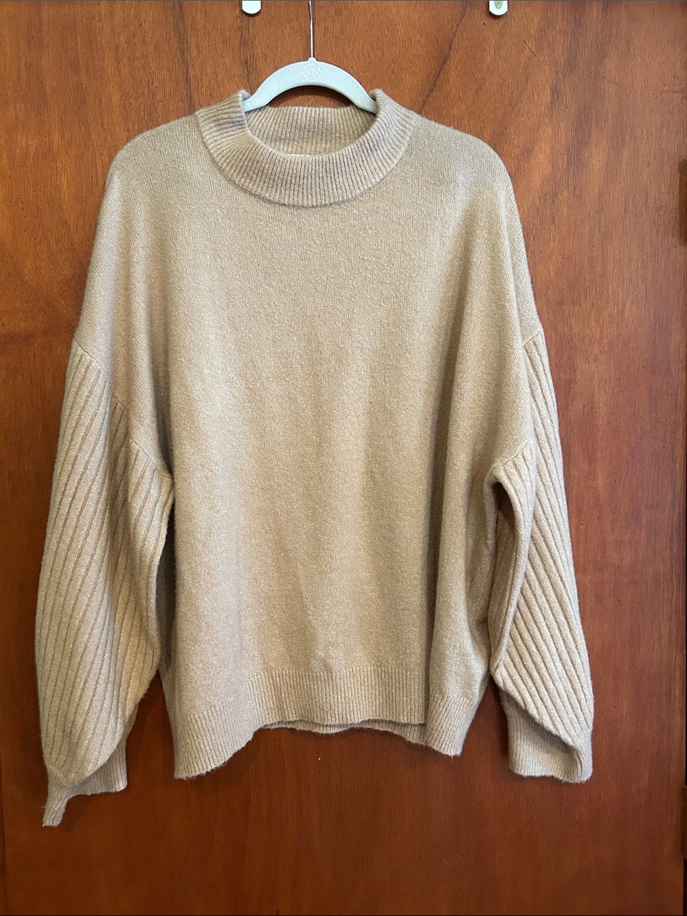 All in favor balloon sleeve sweater size XL